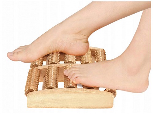 Wooden Foot Massage Tool in natural wood color, 26.5x12x3cm, Massage roller